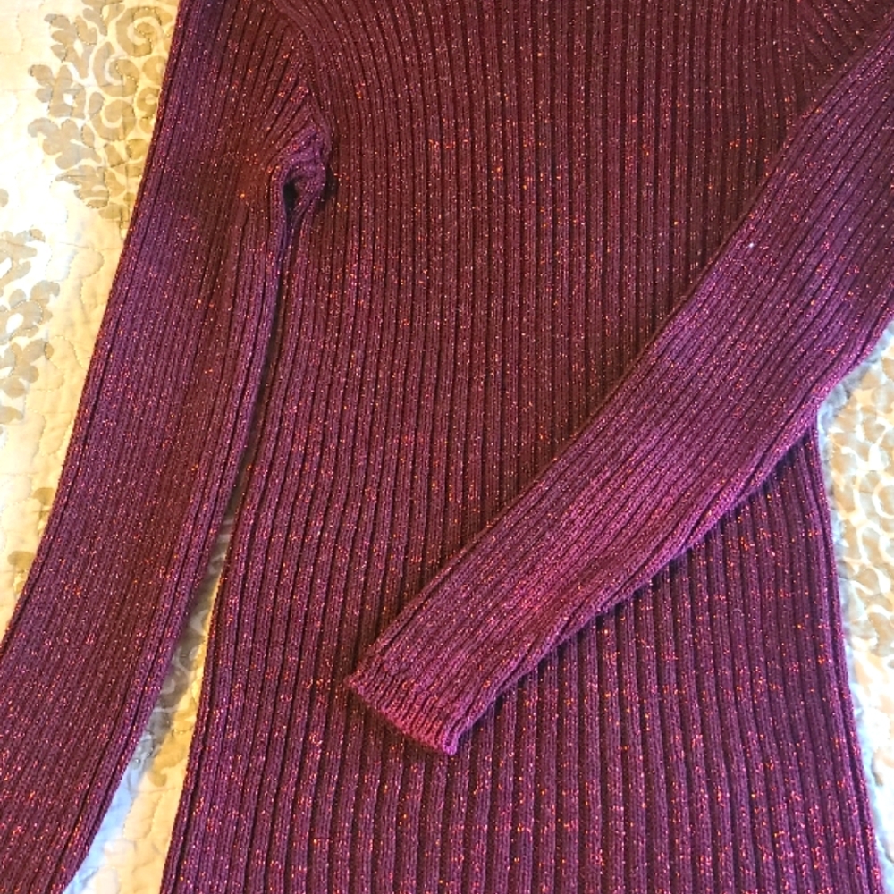Vintage Northeast Knitting Mills Sparkly Red Woven Turtleneck Shirt